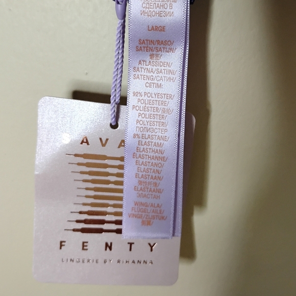 NWT Savage Fenty Butterfly Lace Bralette Size L - Picture 10 of 11